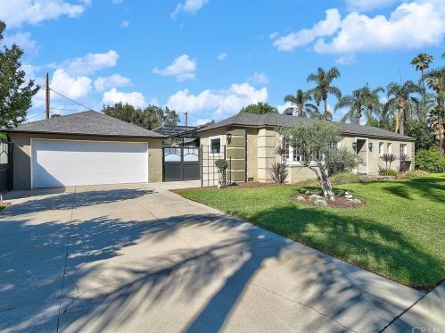 3588 Oakwood Pl, Riverside, CA 92506-1829