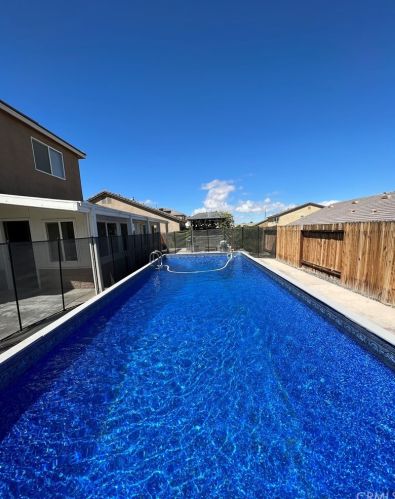 13450 Snowdrop Ct, Victorville, CA 92394-9583