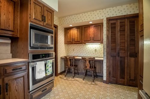 856 Sugar Hollow Rd, Hermitage PA  16148-2414 exterior