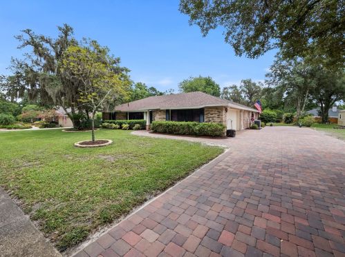 696 Vistawilla Dr, Casselberry, FL 32708-3894