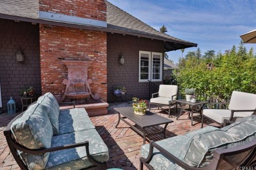 1135 Center St, Redlands CA  92373-6737 exterior