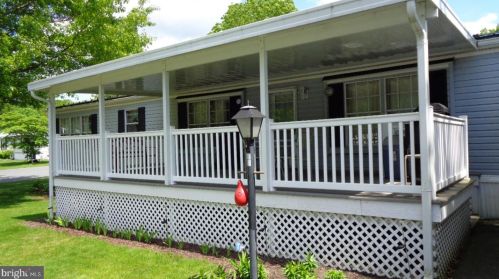 22 Shippensburg Mobile Est, Lees Cross Roads, PA 17257-9528