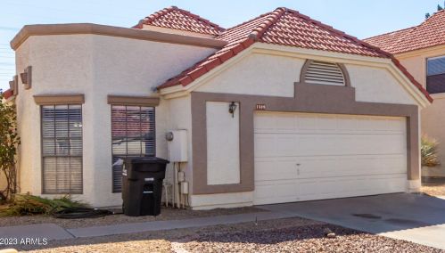 1509 Commerce Ave, Gilbert AZ  85233-4104 exterior