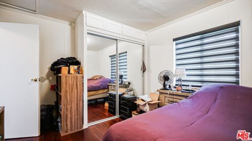 40321 Calle Rosalito, Santa Clarita CA  91390-1088 exterior