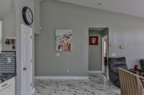 8489 Mcgray Way, Elk Grove CA  95624-4121 exterior