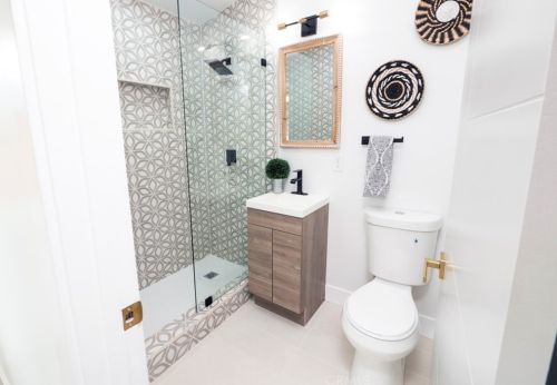 3316 Studebaker Rd, Long Beach CA  90808-4255 exterior