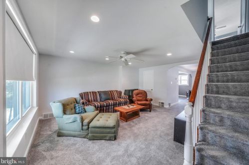 209 Bannockburn Ave, Prospectville PA 19002-5806 exterior