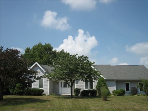 5850 Wilkins Rd, Whitehouse, OH 43571-9786