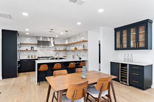 12432 La Maida St, North Hollywood CA  91607-3507 exterior