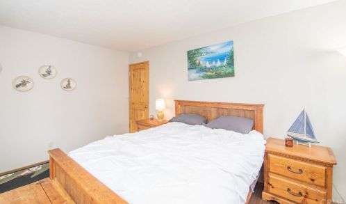 1113 Chimney Peak Rd, Big Bear City CA  92314-8871 exterior