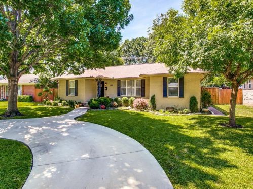 603 Devonshire Dr, Richardson, TX 75080-6116