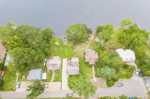 7 Lk Shr Dr, Exeter CT 06249-1934 exterior