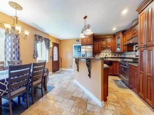 2409 Carson St, Torrance CA  90501-3120 exterior