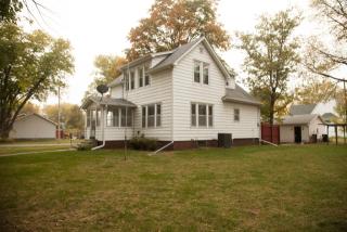 1001 St Phillips Ave, Farragut, IA 51639-4088