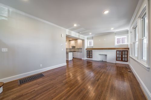 18 Taylor Ave, Newport KY  41075-1336 exterior
