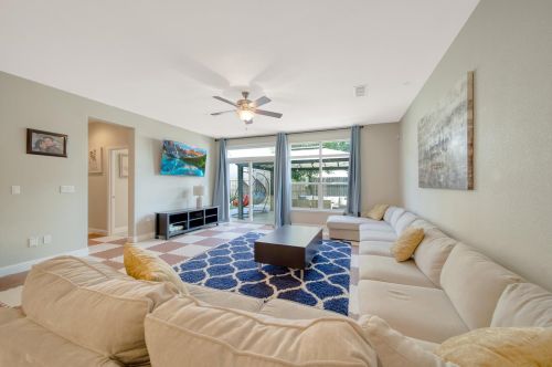 1652 Sephos St, Manteca CA  95337 exterior