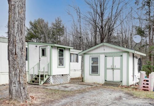 4 Imperial Dr, Keene, NH 03431-5707