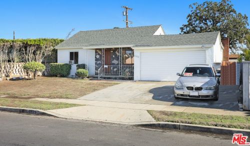 8406 Lennox Ave, Van Nuys, CA 91402-3011