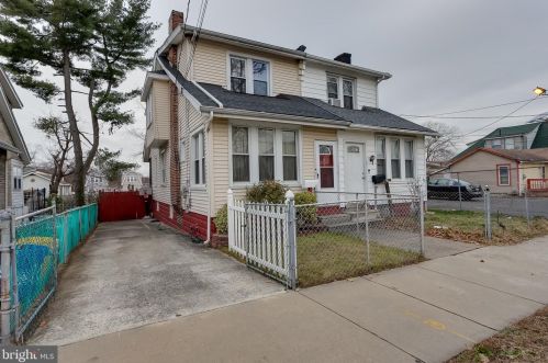 1039 31st St, Camden, NJ 08105-4115