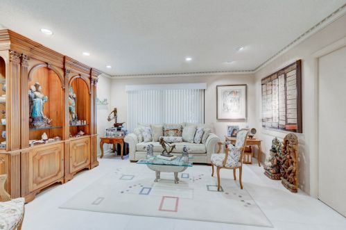 5215 Estates Dr, Delray Beach FL  33445-4385 exterior