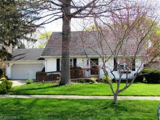 145 Dane St, Vermilion, OH 44001-1304