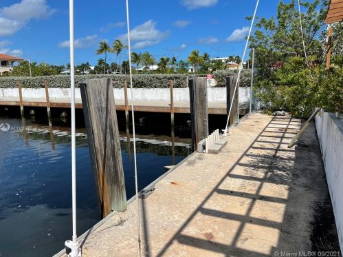 148 Marina Ave, Key Largo FL exterior