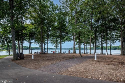 104 Edgemont Ln, Locust Grove VA  22508-5206 exterior