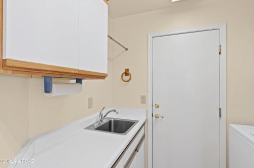 64471 Cyn Shadows Ln, Tucson AZ 85739-2027 exterior