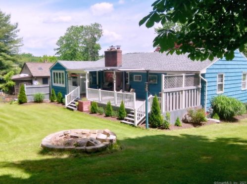 4 Walnut St, Terryville, CT 06786-6004