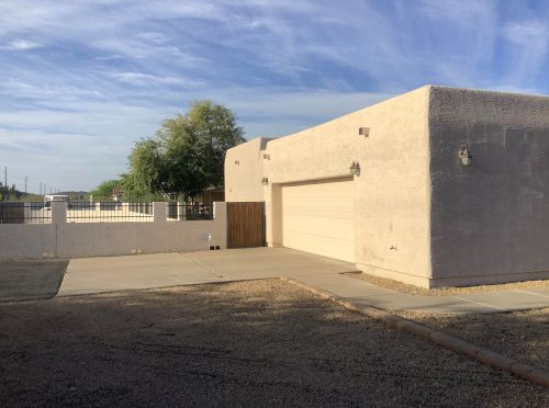 705 Cloud Rd, Phoenix, AZ 85086-0757