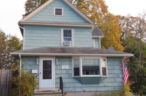 21 Raymond St, United States Coast Guard Ac, CT 06320-3831