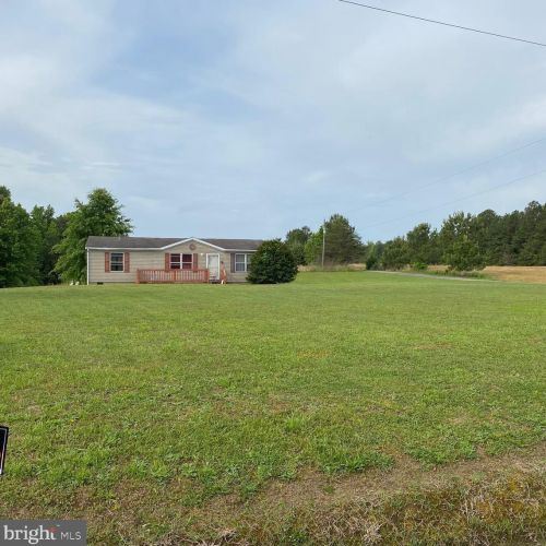 978 Forest Rd, Foneswood, VA 22572-3929