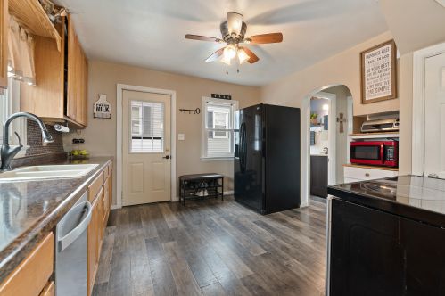 657 2nd Ave, West Bend WI  53095-4013 exterior