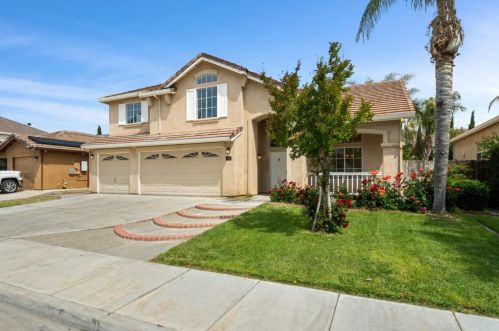 1020 Sandra St, Los Banos, CA 93635-5244