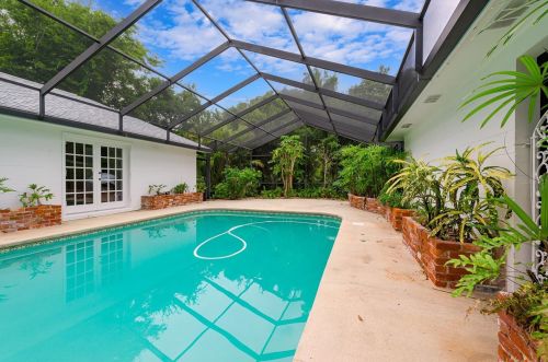 3 Riverside Cir, Ormond Beach FL  32176-6538 exterior