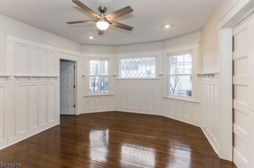 57 Walnut St, Montclair NJ  07042-4913 exterior