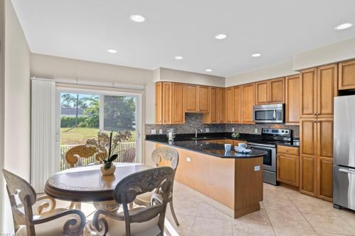 10310 Terry St, Bonita Springs FL  34135-5001 exterior