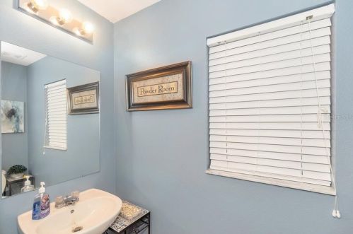 19340 Timberbluff Dr, Land O Lakes, FL 34638-2585