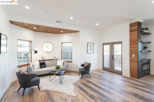 721 44th St, Oakland CA 94608-3404 exterior