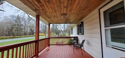 15 Creeden Dr, Middletown, NY 10940-6603
