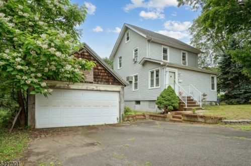 158 Norway Ln, South Plainfield NJ  07080-2810 exterior