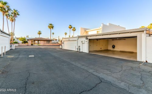 7724 Camelback Rd, Scottsdale AZ 85251-1801 exterior