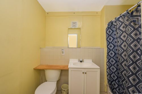 15 29th St, Wheatley Heights NY  11798-3713 exterior