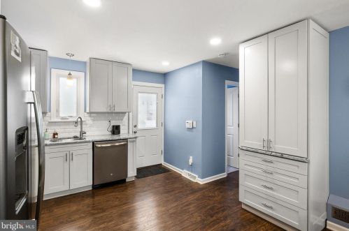 1124 Howard Ave, Gloucester NJ  08031-1531 exterior