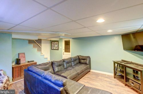 5 Lee St, Hanover PA  17331-1923 exterior