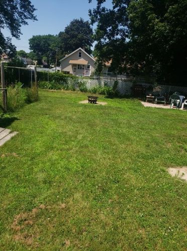 12 Allen Ave, Oxford, MA 01540-2343