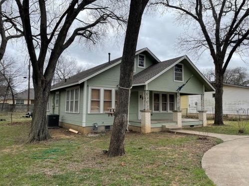314 6th St, Midlothian TX  76065-3229 exterior
