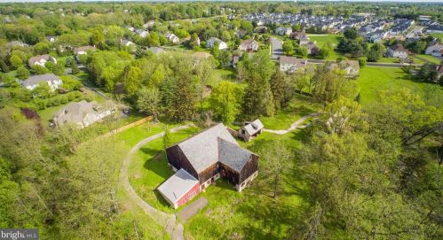 1704 Dreshertown Rd, Dresher PA  19025-1303 exterior