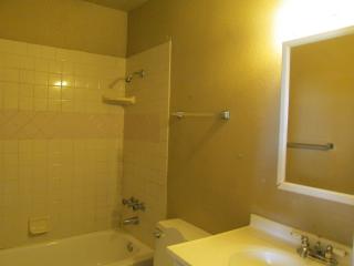 4227 Brookfield Dr, Sacramento, CA 95823-3504