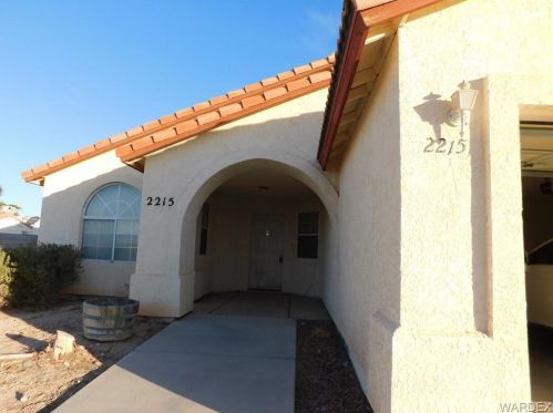 2215 Bonanza Ct, Bullhead City, AZ 86442-8708